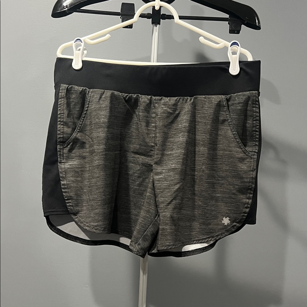 TEK GEAR Women's Black and Gray Athletic Shorts * DryTek
